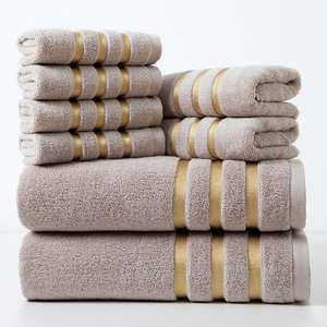 Ensembles de serviettes en coton de luxe en gros, design à rayures dorées décoratives, doux et absorbants, kit de serviettes de bain personnalisé avec logo pour hôtel et spa - Product Image 4
