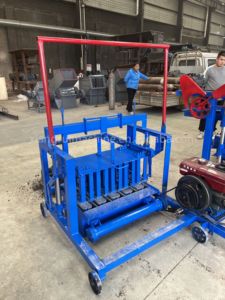 Máquina de pavimentación Diesel para poner huevos, máquina de bloques de hormigón, <span class=keywords><strong>precio</strong></span> de enclavamiento, maquinaria Manual para hacer <span class=keywords><strong>ladrillos</strong></span>, superventas en Ghana - Product Image 4