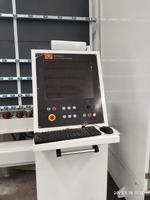 Máquina CNC de Perforación, Fresado, Pulido y Biselado Vertical para Ventanas y Puertas