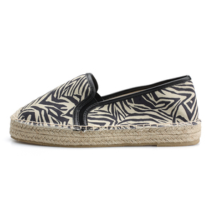 2023 Scarpe Espadrillas da Donna Economiche alla Moda con Stampa Zebrata su Tela, Elastico e Doppio Strato con Zeppa Piatta - Product Image 2