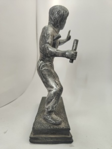 Statua in Resina Personalizzata di Uomo Muscoloso, Scultura 3D Dipinta a Mano Realistica per Decorazione Palestra - Product Image 5