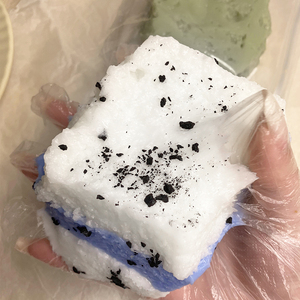 ของเล่นบีบซิลิโคนรูปขนมปังคุณภาพสูง วัสดุเกรดอาหาร ของเล่นแปลกใหม่และตลก - Product Image 2