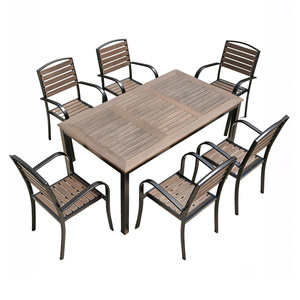 Juego de Mesa y Sillas de Patio de Hierro Moderno de Alta Calidad para Exteriores, Capacidad para 6 Personas, Marca RunZhou, Venta al Por Mayor de Fábrica - Product Image 1