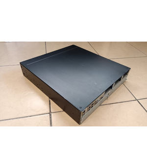 Routeur passerelle ISR sécurisé développé pour une utilisation en entreprise, offrant des capacités de routage avancées et une stabilité de réseau fiable - Product Image 3