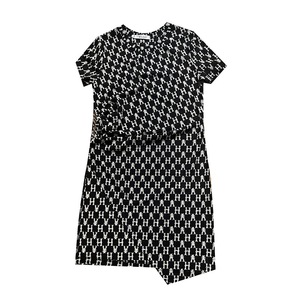 Camiseta de <span class=keywords><strong>manga</strong></span> corta con estampado de letras, nueva moda de verano 2026, dobladillo irregular, top versátil y adelgazante. - Product Image 5