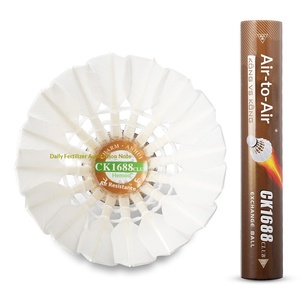 Volants de <span class=keywords><strong>badminton</strong></span> Air-to-air <span class=keywords><strong>en</strong></span> plumes de canard CK1688club, <span class=keywords><strong>double</strong></span> tête, noyau <span class=keywords><strong>en</strong></span> liège sandwich, niveau tournoi professionnel, lot de 12 - Product Image 3