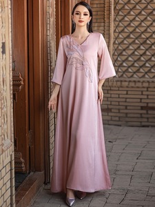 Vestido Elegante con Cuello en V, Manga Tres Cuartos, Adornado con Cuentas, Estilo Jacquard Satinado de Oriente Medio, Europa y América - Product Image 3