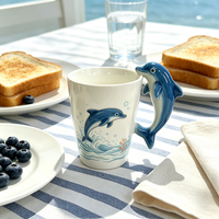 Mug en céramique OEM avec poignée dauphin 3D, logo personnalisé imprimé, tasse à café en porcelaine motif vague marine, vente en gros, vaisselle créative sur le thème de l'océan