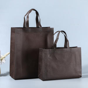 Bolsa de Mano Plegable Ultrasónica Personalizada al por Mayor, MOQ Bajo, Poliéster No Tejido, Elegante, Mediana, Origen Vietnam - Product Image 2