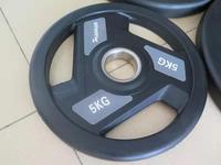 Vente en gros usine : Disques de poids en caoutchouc à 3 trous, avec trou de 50mm-51mm pour barre d'haltères à grand trou