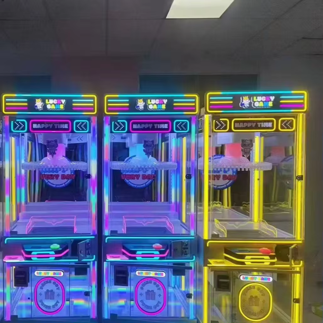 Coin Operated Prize Game Machine Arcade Entertainment Claw Machine Gadget for Malls Doll Machine