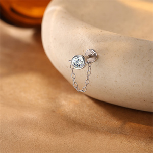 Piercing de Plata de Ley 925 con Baño de Rodio, Minimalista, con Moissanita, Diseño de Flor, Estrella, Luna, Corona, Ojo Marquesa y Borla, con Rosca - Product Image 4