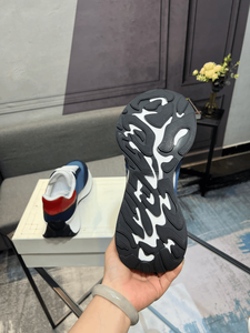 Alexander Chaussures de sport légères et tendance à semelle épaisse pour usage quotidien, modèle Queen, avec empeigne blanche et détails Mc Black Scorpion Tail - Product Image 5