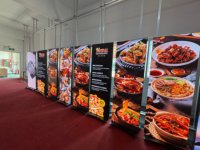 Modules commerciaux d'intérieur portatifs d'affichage à LED 1.5mm SMD pour l'affiche du plancher LED de support de centre commercial de magasin