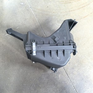 Carcasa del filtro de aire Toyota Ct200h 17700-37292 para pieza de repuesto 2011-2020 con accesorios de montaje - Product Image 2