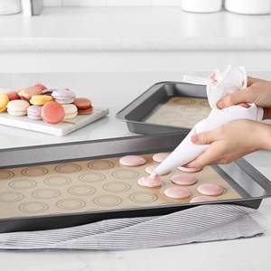 Tapis de cuisson en silicone antiadhésif pour pâtisserie, tapis à pétrir et à rouler la pâte avec surface en caoutchouc antidérapante, tapis de cuisson en silicone - Product Image 5