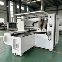 OEM : le perceuse CNC à six faces occupe peu d'espace et permet de gagner sur la surface. Le conteneur peut contenir cinq unités