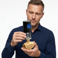 Nouvelle vanne de régulation électrique en plastique et cuivre AC220V 5A durable pour une régulation précise du débit de climatisation et de chauffage