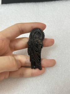 Broches en émail souple personnalisées en métal, thème Chapeau mexicain <span class=keywords><strong>Jésus</strong></span>/Judas, pour la mode de la remise des diplômes <span class=keywords><strong>et</strong></span> les thèmes religieux, vente en gros - Product Image 4