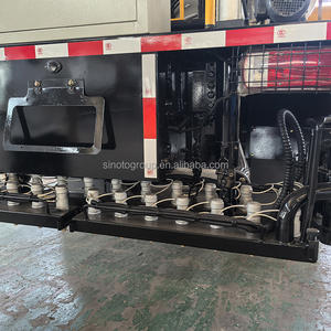 4*2m Hochwertiger Straßen anhänger Asphalt verteiler Straßen versiegelung maschine Bitumen streuer - Product Image 5