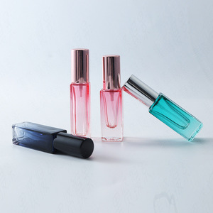 Commercio all'ingrosso 5ml Mini vuoto quadrato bottiglia di profumo nero <span class=keywords><strong>rosa</strong></span> con pompa spruzzatore contenitore di profumo riutilizzabile per l'imballaggio - Product Image 6