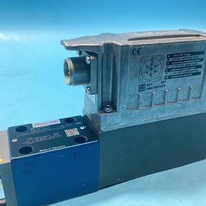 4WRPEH6C4B12L-3X R901382318 วาล์วควบคุมทิศทางแบบสัดส่วนพร้อม OBE ขนาด 6 วาล์วไฮดรอลิกแบบสัดส่วน - Product Image 3