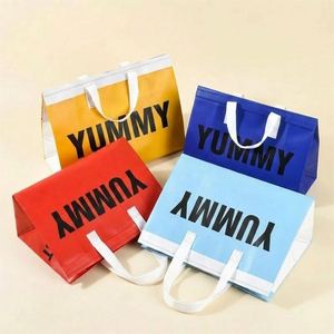 กระเป๋าเก็บความเย็นแบบกันน้ำ ขนาดและสีโลโก้ตามสั่ง ทำจากผ้าไม่ทอ บุฉนวนอะลูมิเนียมฟอยล์ สำหรับส่งอาหารแบบเดลิเวอรี่และแบบซื้อกลับบ้าน - Product Image 2