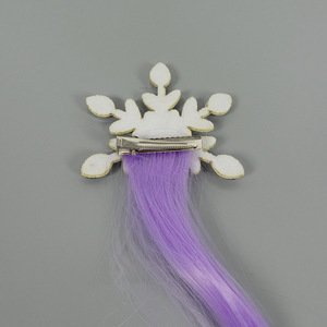 Pince à cheveux pour enfants avec paillettes en forme de flocon de neige, cheveux longs bouclés dégradés, fausses franges, accessoires pour cheveux de princesse pour filles, pour cosplay et fêtes - Product Image 3