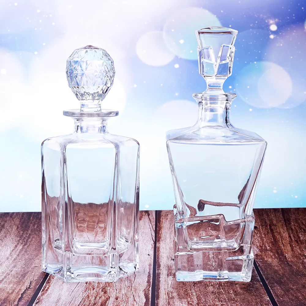 VISTA Großhandel Leere Schnaps XO Glasflasche Einzigartig geformte Brandy Spirits Super Flint 750ml Glasflaschen mit Deckel