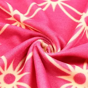 Zhejiang textile à la maison personnalisé logo emballage dubai femmes velours 5000 tissu rose motif d'étoile pour les vêtements