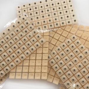Parches de presión para puntos de acupuntura en la oreja Fengfan, 600 unidades, piedra Bian negra, terapia de masaje para la salud del oído - Product Image 1