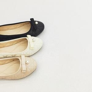 2025 nouveau concepteur mode ballerines perle joli Style <span class=keywords><strong>jeune</strong></span> fille tendance plat rembourré anti-dérapant sans lacet chaussures souples - Product Image 5