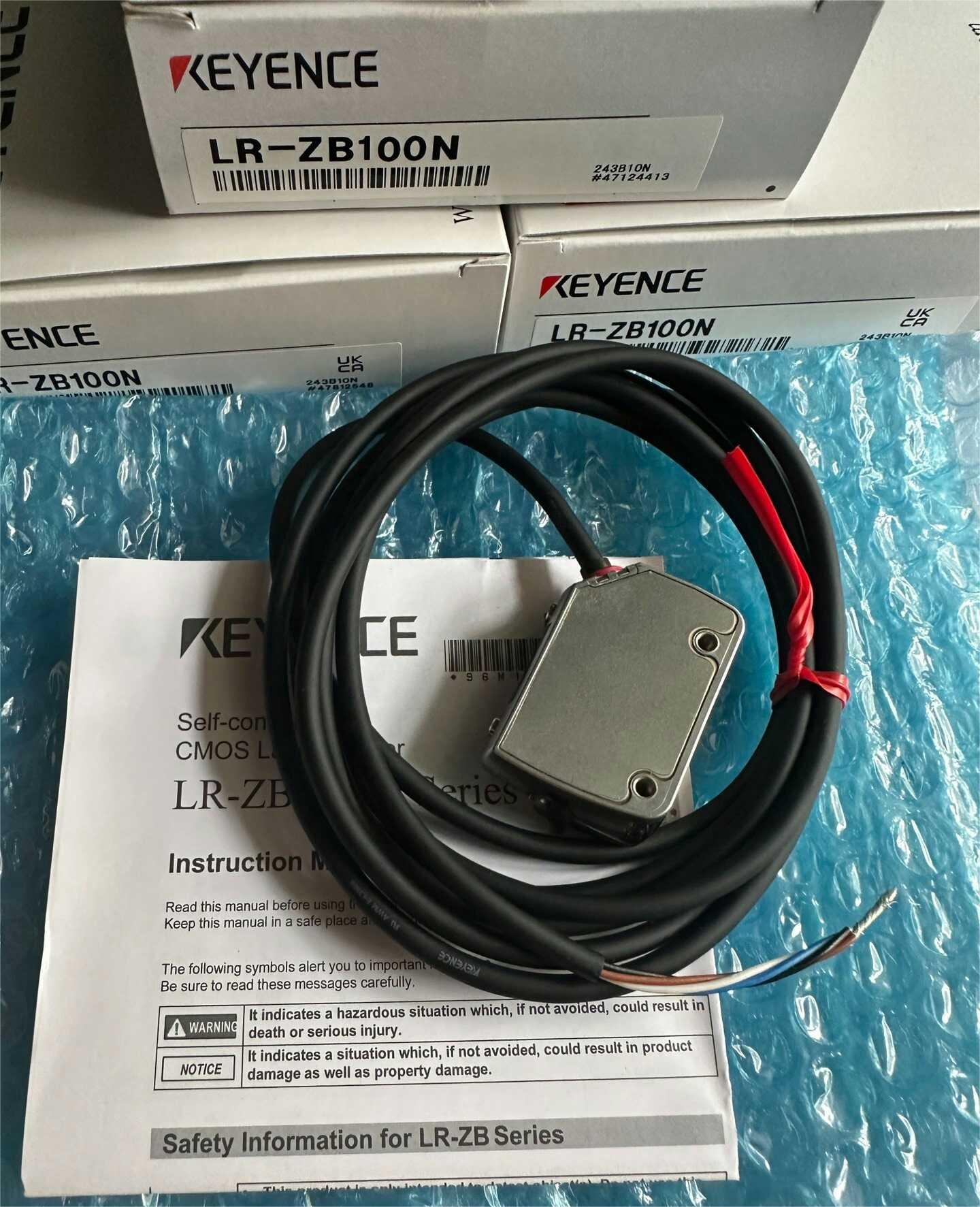 新しいオリジナルのKEYENCE LR-ZB100Nケーブルタイプ100 mm付き