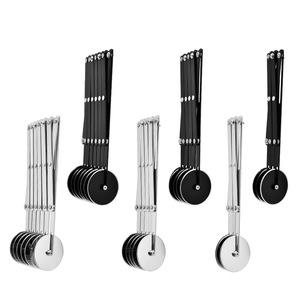 Cortador de pizza retráctil de acero inoxidable, cortador plegable de múltiples ruedas para palitos de masa, cuchillo para hornear, uso comercial - Product Image 2
