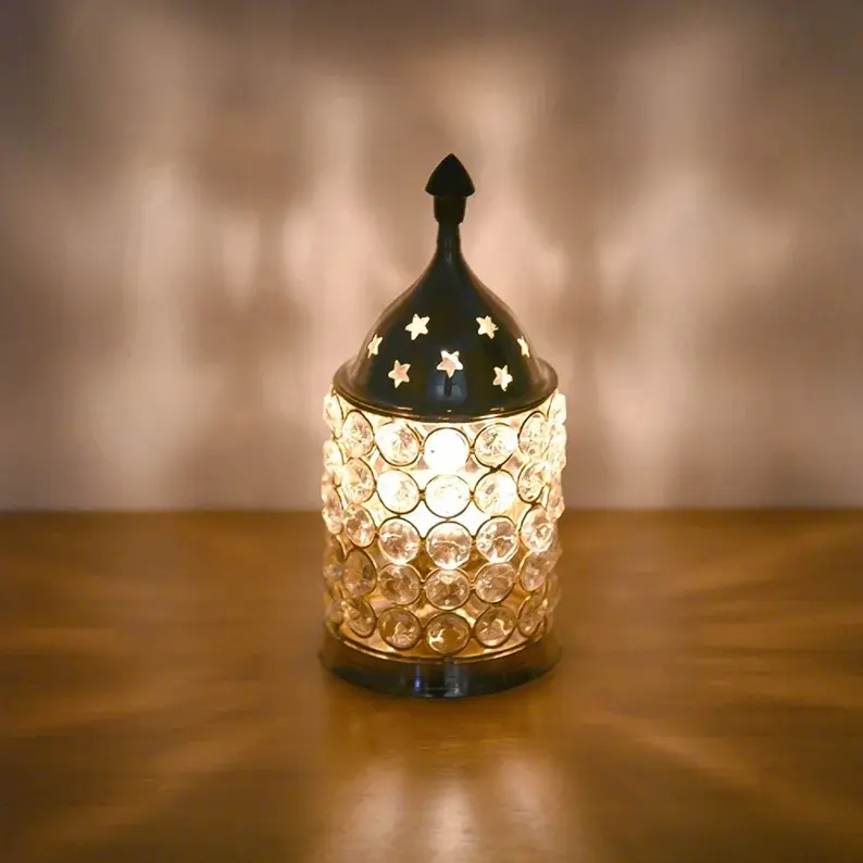 Akhand Diya Messing Kristallen Olie Lamp Theelichthouder 6 Inch Lantaarn Puja Lamp Decoratief Voor Geschenken Pooja Artikelen Decor