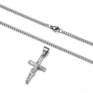 Collar con Colgante Religioso Católico Cristiano para Hombre, Resistente al Agua, Acero Inoxidable PVD Oro 18K, Amuleto Crucifijo de Jesús Cruz - Product Image 3