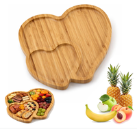 Bamboe boomvormig dienblad, dubbele boomvormige houten schaal met gravure voor milieuvriendelijke etalage van eten tijdens een feestje
