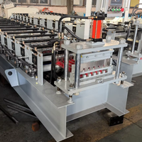 Machine de formage à froid pour tôles trapézoïdales, ligne de production de tôles de toiture en aluminium à clipser, machine de poinçonnage à froid pour toitures métalliques