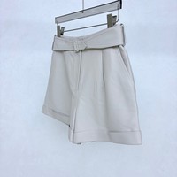 Shorts en cuir d'agneau véritable blancs pour femme, à ceinture et ourlet à revers, en cuir souple de qualité supérieure, pour un style décontracté quotidien et urbain