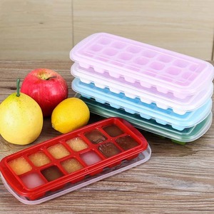 Biểu tượng tùy chỉnh bán buôn bền Stackable <span class=keywords><strong>Ice</strong></span> khay cho tủ đông <span class=keywords><strong>Ice</strong></span> <span class=keywords><strong>Cube</strong></span> Maker Silicone <span class=keywords><strong>Ice</strong></span> <span class=keywords><strong>Cube</strong></span> khay với nắp - Product Image 4