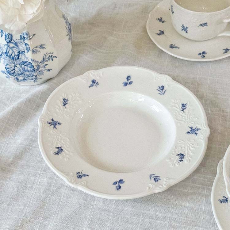 Assiette ronde bleue de 10,5 pouces