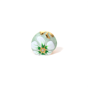Fashion <b>Ring</b> 316L Stainless Steel PVD <b>Gold</b> Plating Sustainable Resistant White Flower Design - Product Image 2