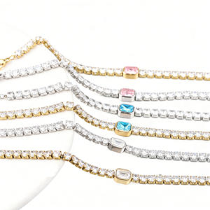 Bracelet en acier inoxydable plaqué or 18 carats avec chaîne tennis géométrique en zircon brillant de haute qualité pour femme, idéal pour un anniversaire (collection 2026) - Product Image 4