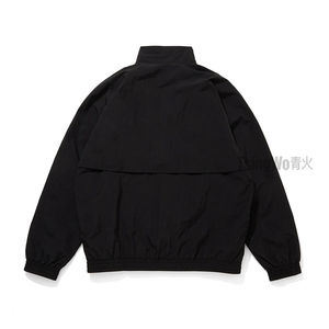 سترة واقية للرجال عالية الجودة رفيعة بياقة بسحاب وشعار مخصص سترات نايلون للبيع بالجملة خفيفة الوزن بنصف سحاب مسار - Product Image 6