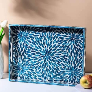 Bandeja de Servicio Multifuncional con Diseño Único, Hecha a Mano, Ecológica, con Incrustaciones de Nácar y Lacado, Asas, Forma Personalizada - Product Image 6