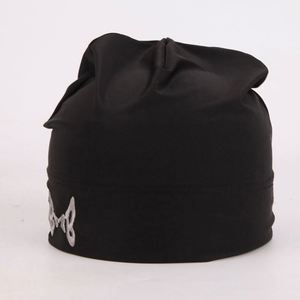 Gorro de Calavera Negro con Forro de Satén a Cuadros y Logotipo Personalizado para Ciclismo, Montañismo y Uso en la Playa - Venta al Por Mayor - Product Image 5