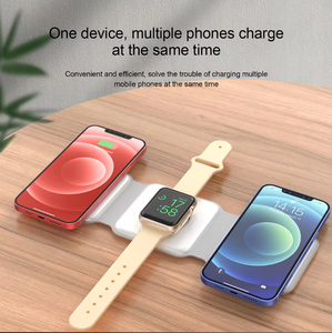 Support de Charge Rapide Magnétique 15W en Gros, Chargeur Sans Fil 3-en-1 pour <span class=keywords><strong>iPhone</strong></span>, Logo Personnalisé, Station de Bureau Pliable - Product Image 4