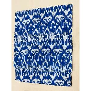 Edredón Kantha de algodón expresivo, creado con habilidad mediante la técnica de estampado en bloques y costuras delicadas, que aporta textura profunda y conjuntos de edredones. - Product Image 6