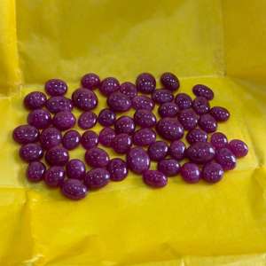 Cabujones de rubí natural de grado comercial, cabujones de rubí calentados de tamaño libre con forma ovalada suelta - Product Image 5