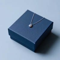 Boîtes d'emballage imprimées personnalisées en gros-Petites boîtes en carton ondulé pour bijoux et accessoires/Boîtes de vêtements cadeaux de vacances